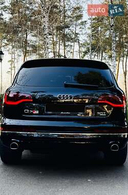Позашляховик / Кросовер Audi Q7 2015 в Києві