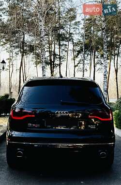 Позашляховик / Кросовер Audi Q7 2015 в Києві