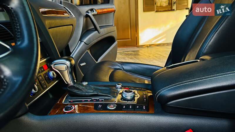 Внедорожник / Кроссовер Audi Q7 2015 в Киеве фото 82 Внедорожник / Кроссовер Audi Q7 2015 в Киеве