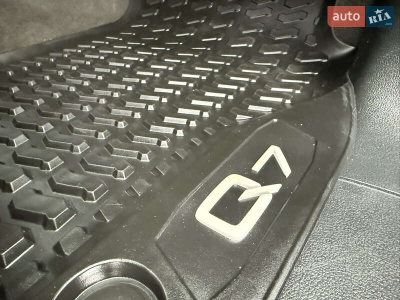 Позашляховик / Кросовер Audi Q7 2016 в Полтаві