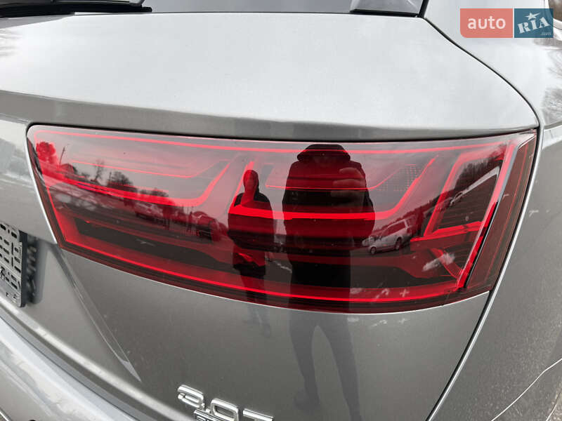 Позашляховик / Кросовер Audi Q7 2016 в Полтаві