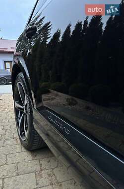 Позашляховик / Кросовер Audi Q7 2019 в 