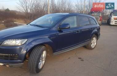 Внедорожник / Кроссовер Audi Q7 2012 в 