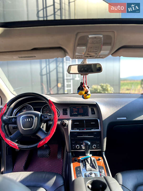 Внедорожник / Кроссовер Audi Q7 2007 в Рахове