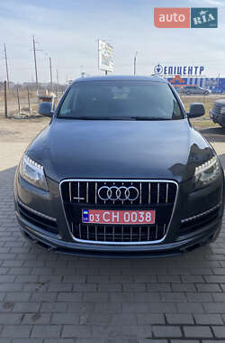 Внедорожник / Кроссовер Audi Q7 2012 в 