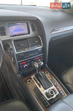 Внедорожник / Кроссовер Audi Q7 2012 в 