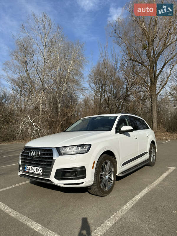 Внедорожник / Кроссовер Audi Q7 2016 в Киеве