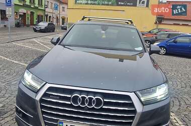 Внедорожник / Кроссовер Audi Q7 2015 в Кривом Роге