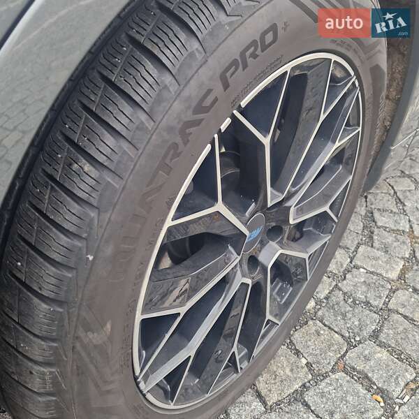 Внедорожник / Кроссовер Audi Q7 2015 в Кривом Роге