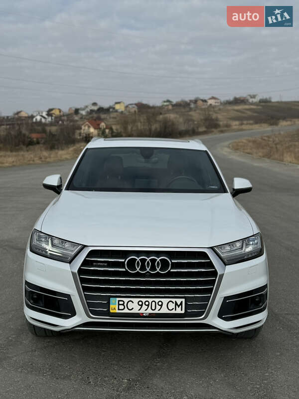 Внедорожник / Кроссовер Audi Q7 2019 в Трускавце