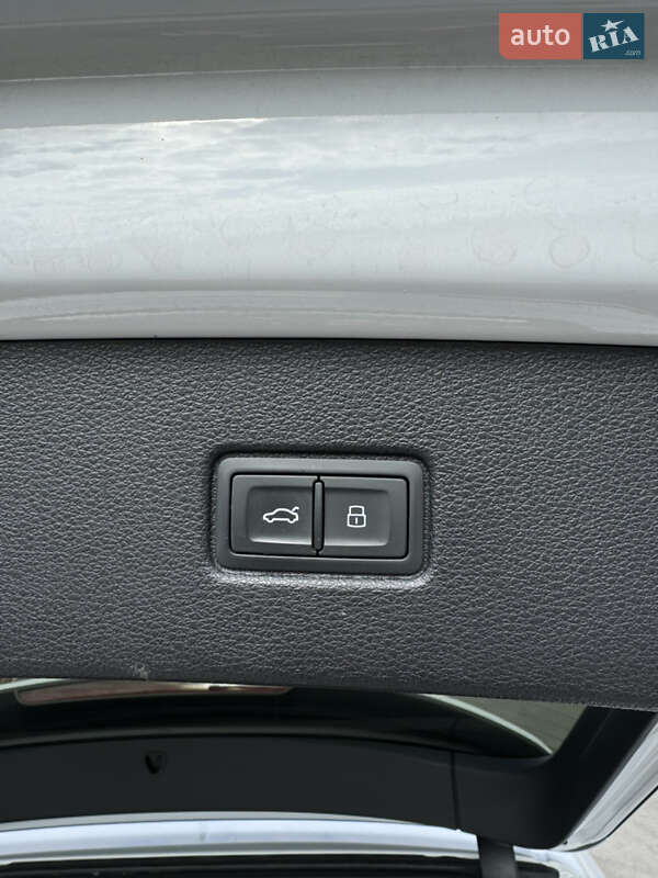 Внедорожник / Кроссовер Audi Q7 2019 в Трускавце