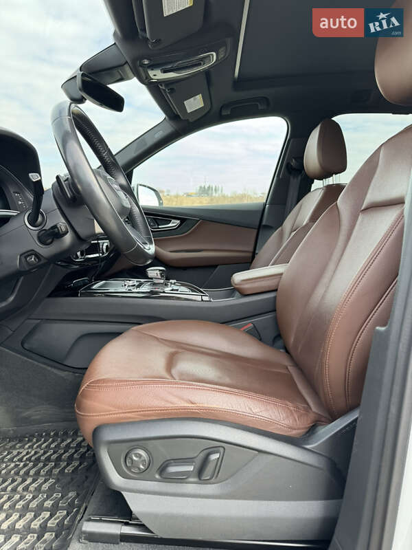 Внедорожник / Кроссовер Audi Q7 2019 в Трускавце