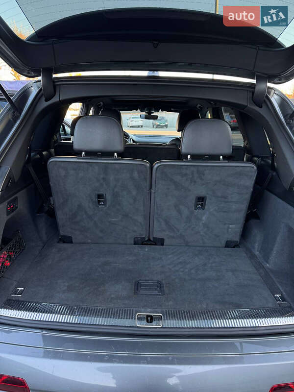 Позашляховик / Кросовер Audi Q7 2016 в Тернополі