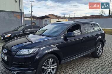 Внедорожник / Кроссовер Audi Q7 2011 в 