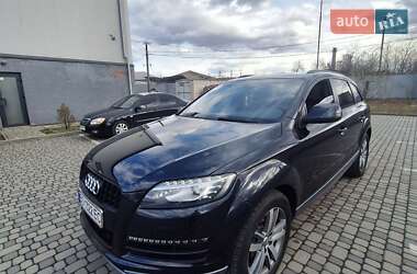 Внедорожник / Кроссовер Audi Q7 2011 в 