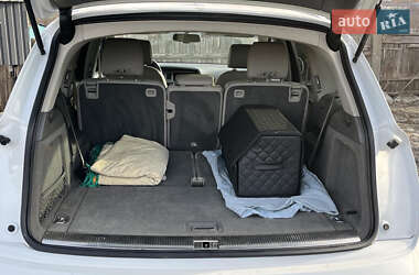 Внедорожник / Кроссовер Audi Q7 2012 в 