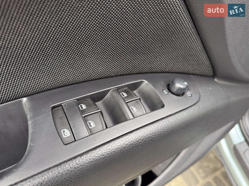 Внедорожник / Кроссовер Audi Q7 2006 в Днепре