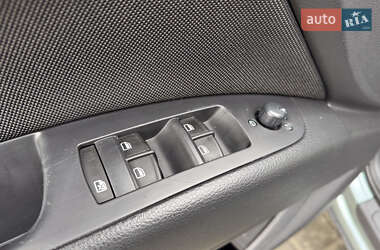 Внедорожник / Кроссовер Audi Q7 2006 в 