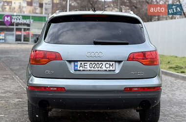 Внедорожник / Кроссовер Audi Q7 2006 в 