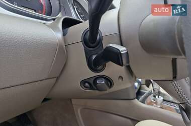 Внедорожник / Кроссовер Audi Q7 2012 в 