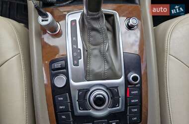 Внедорожник / Кроссовер Audi Q7 2012 в 