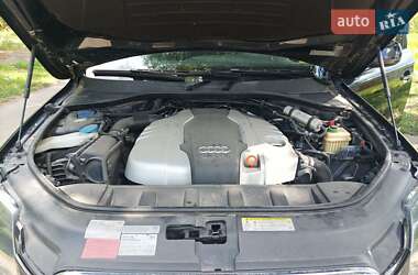 Внедорожник / Кроссовер Audi Q7 2012 в 