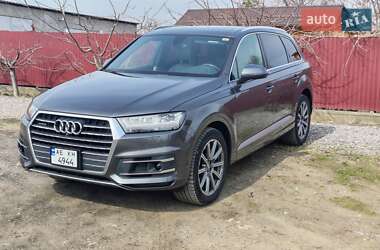 Внедорожник / Кроссовер Audi Q7 2018 в 