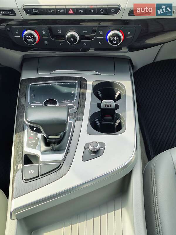Позашляховик / Кросовер Audi Q7 2018 в Дніпрі фото 13 Позашляховик / Кросовер Audi Q7 2018 в Дніпрі