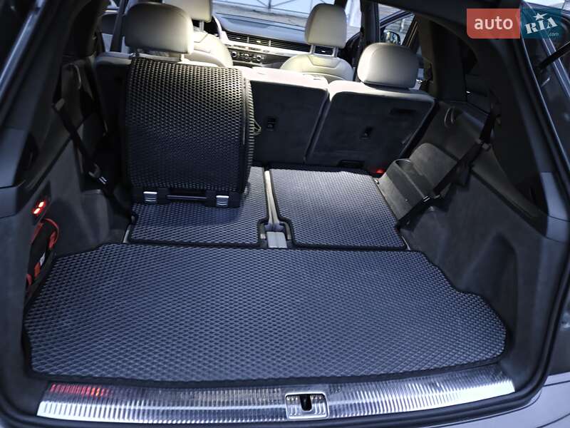 Позашляховик / Кросовер Audi Q7 2018 в Дніпрі фото 17 Позашляховик / Кросовер Audi Q7 2018 в Дніпрі