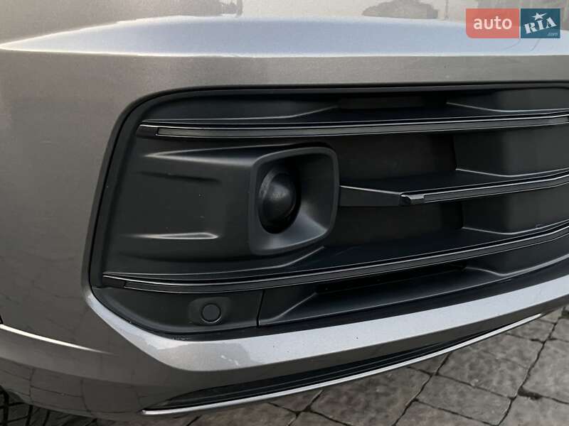 Внедорожник / Кроссовер Audi Q7 2015 в Ровно