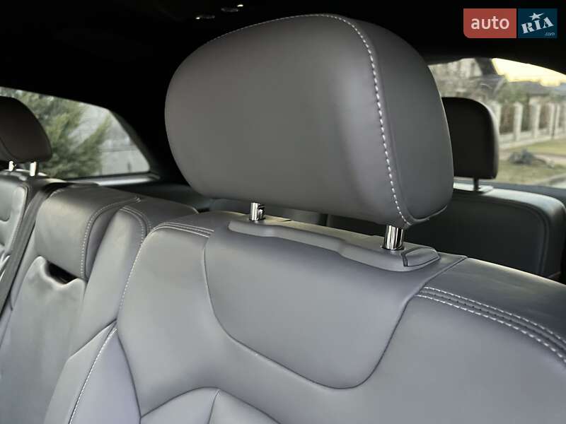 Внедорожник / Кроссовер Audi Q7 2015 в Ровно