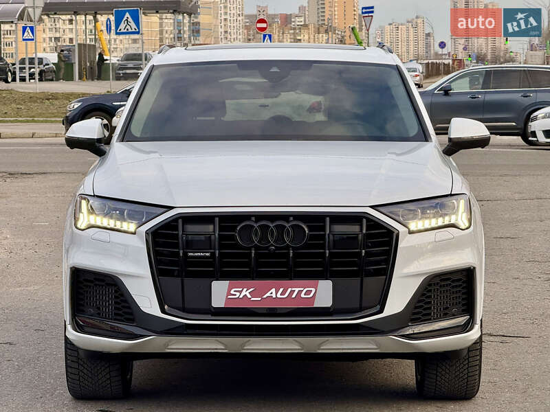 Внедорожник / Кроссовер Audi Q7 2023 в Киеве