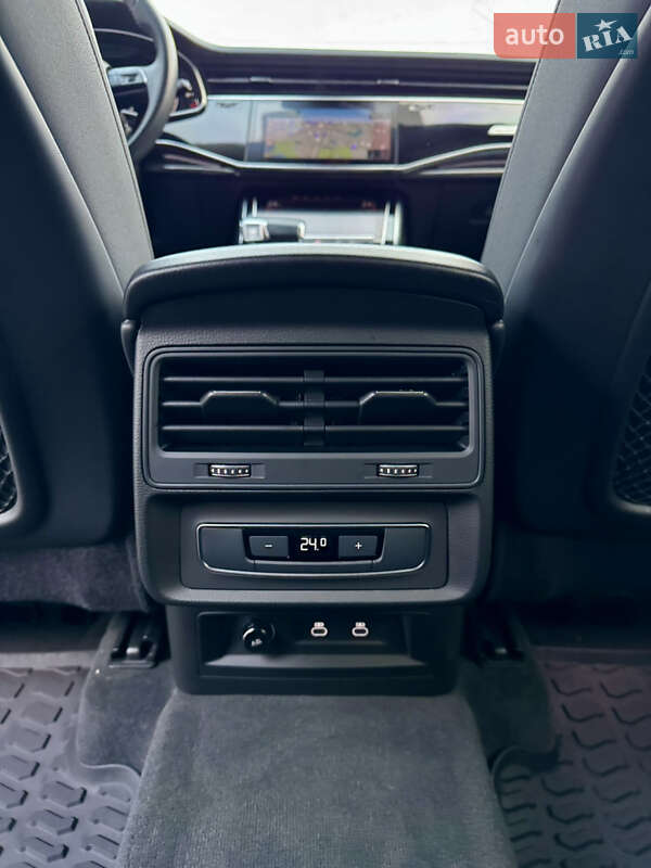 Внедорожник / Кроссовер Audi Q7 2023 в Киеве