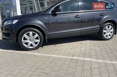 Внедорожник / Кроссовер Audi Q7 2006 в Черновцах