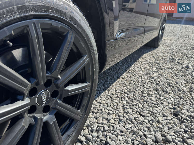 Внедорожник / Кроссовер Audi Q7 2018 в Виннице