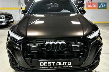 Внедорожник / Кроссовер Audi Q7 2024 в 