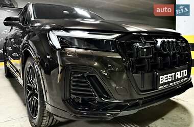 Внедорожник / Кроссовер Audi Q7 2024 в 