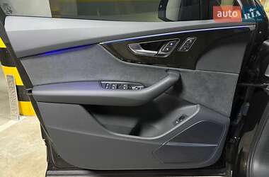 Внедорожник / Кроссовер Audi Q7 2024 в 