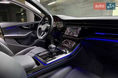 Внедорожник / Кроссовер Audi Q7 2024 в 
