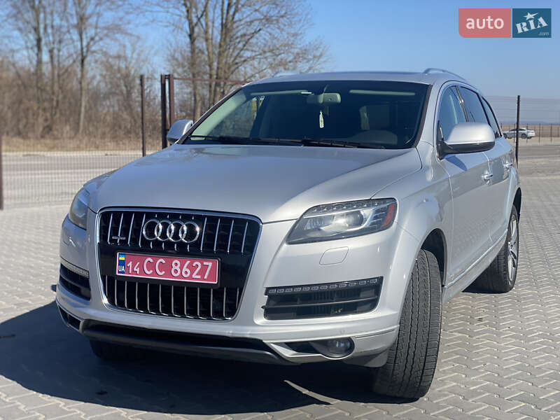 Внедорожник / Кроссовер Audi Q7 2013 в 
