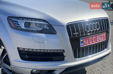 Внедорожник / Кроссовер Audi Q7 2013 в 