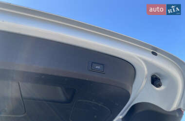 Внедорожник / Кроссовер Audi Q7 2013 в 