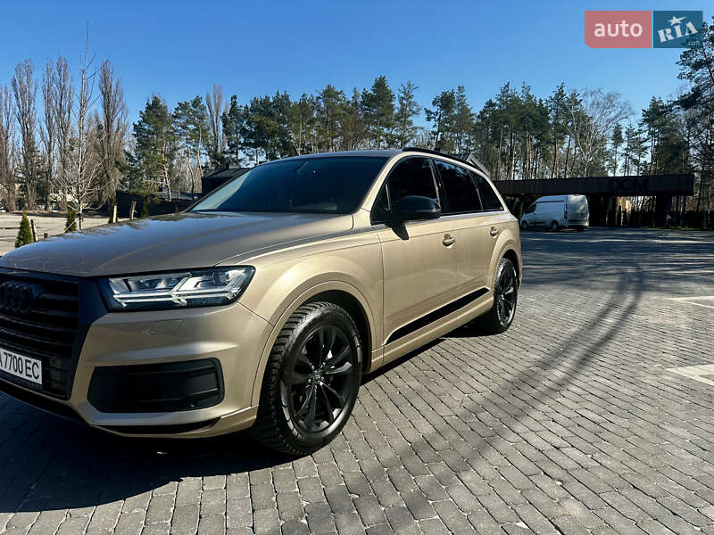 Внедорожник / Кроссовер Audi Q7 2018 в Киеве