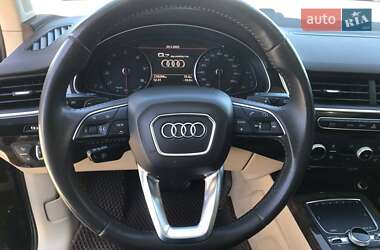 Внедорожник / Кроссовер Audi Q7 2018 в 