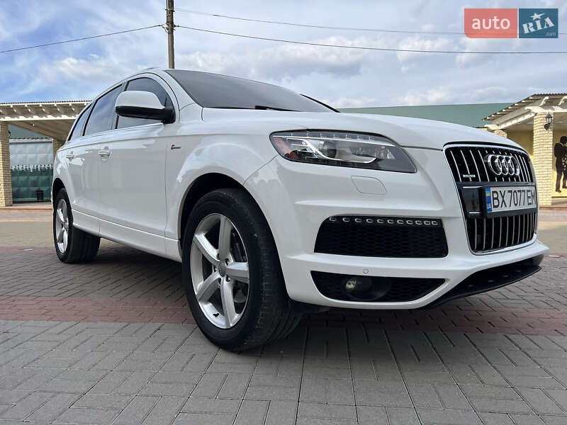 Позашляховик / Кросовер Audi Q7 2010 в Дунаївцях
