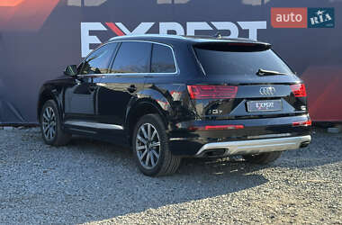 Внедорожник / Кроссовер Audi Q7 2017 в 