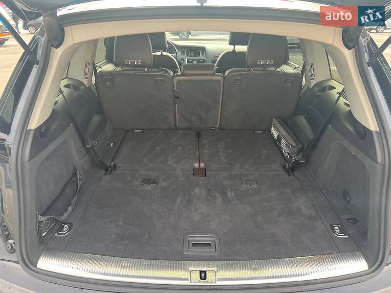 Внедорожник / Кроссовер Audi Q7 2012 в Киеве