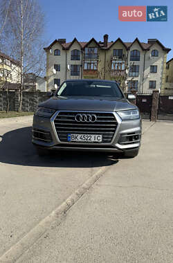 Audi Q7 2015