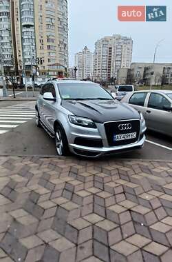 Внедорожник / Кроссовер Audi Q7 2007 в 