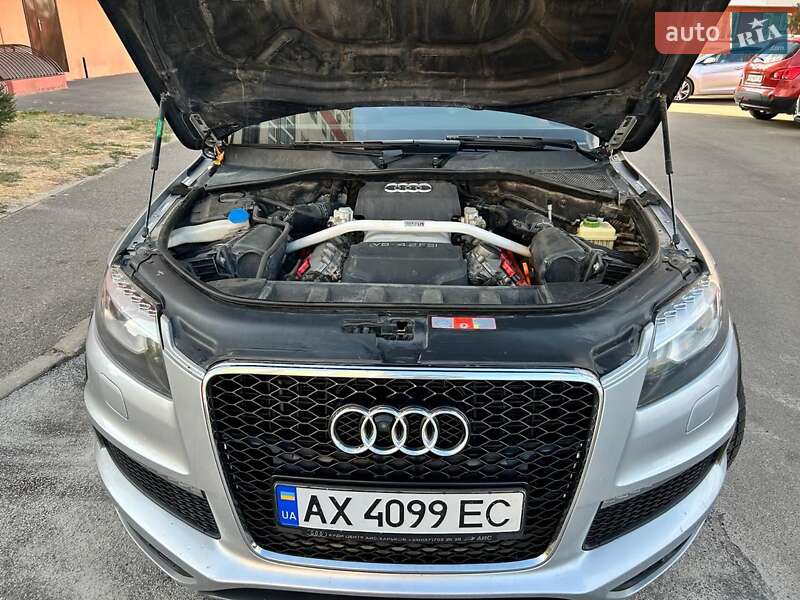 Внедорожник / Кроссовер Audi Q7 2007 в Киеве